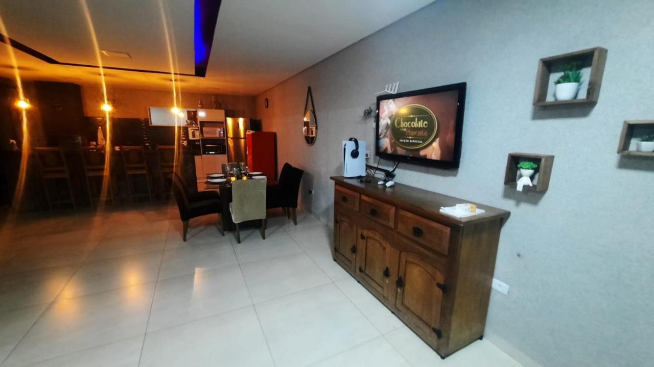 Casa de férias Casa Temporada Paris Thermas Dos Laranjais3-suites Olímpia